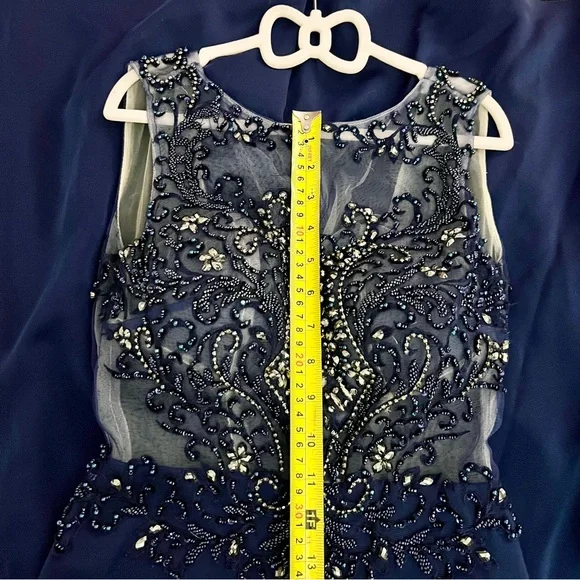 Sumptuous Navy Blue Embellished Evening Gown size 0 - Picture 12 of 16